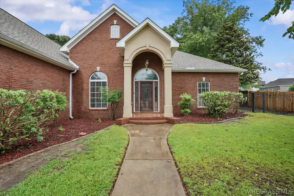104 Commonwealth Court Enterprise AL 36330