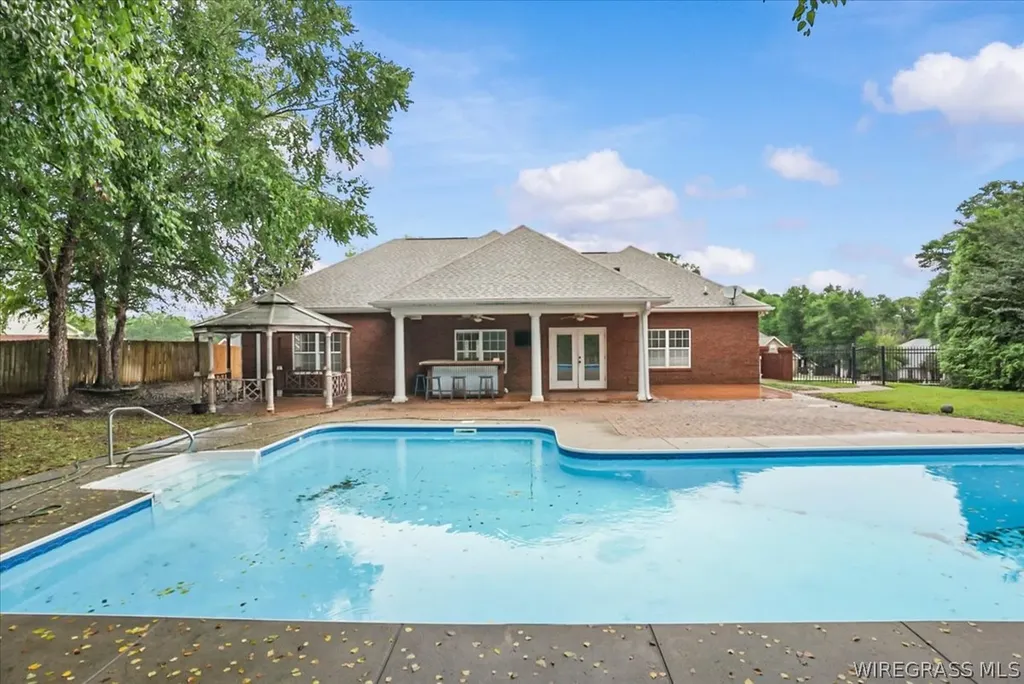 104 Commonwealth Court Enterprise AL 36330