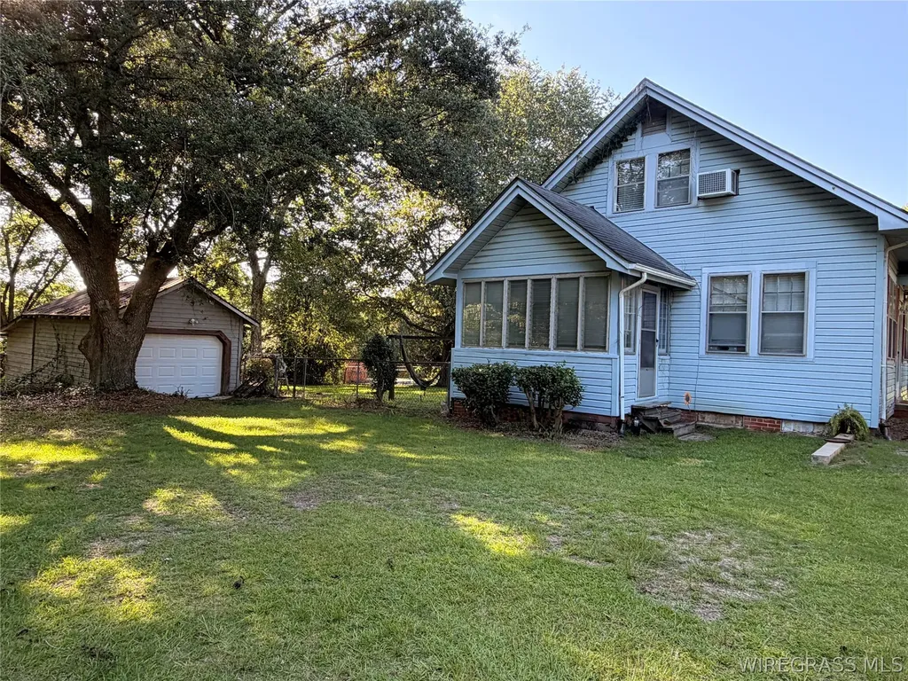 804 Willow Street Troy AL 36081