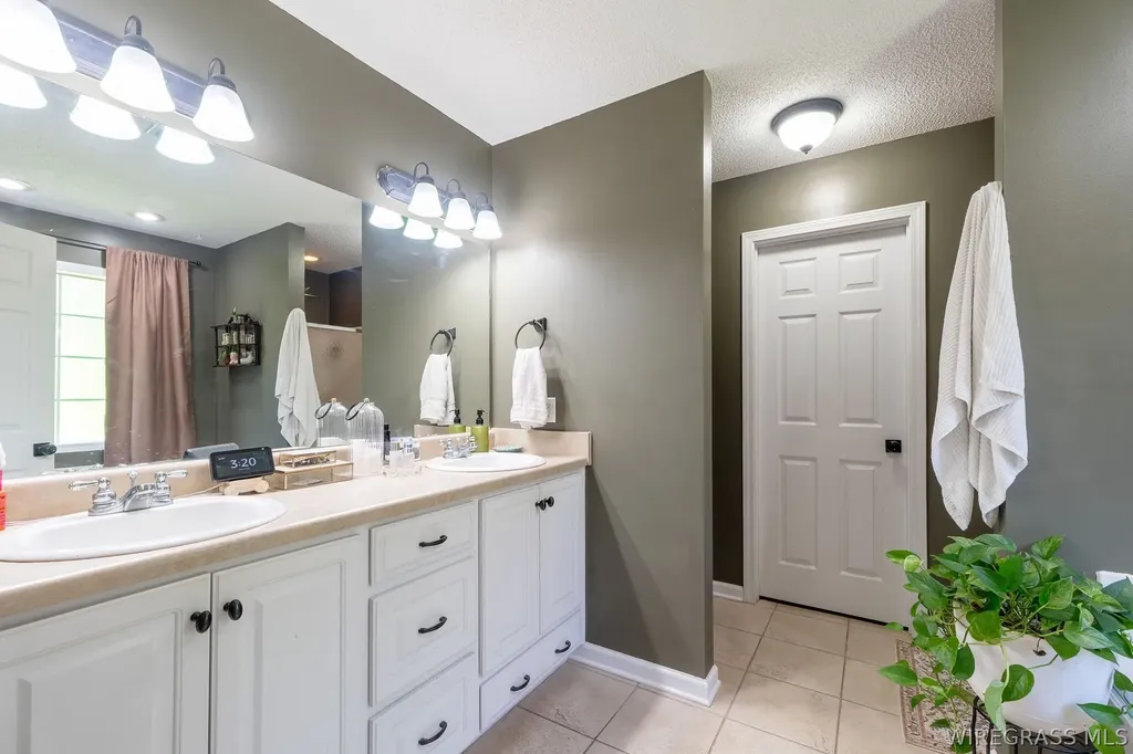 122 Sioux Street Enterprise AL 36330
