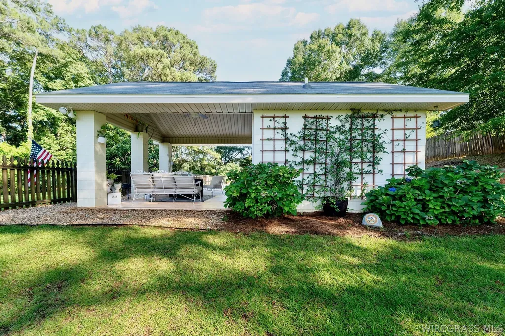 122 Sioux Street Enterprise AL 36330