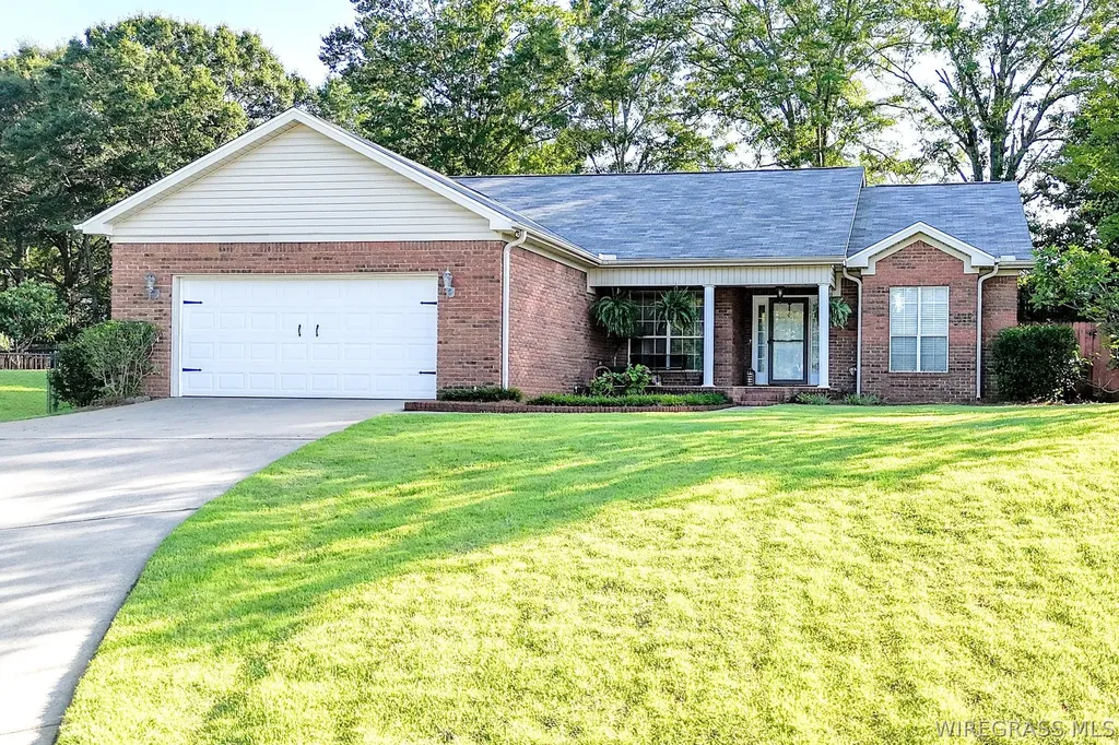 122 Sioux Street Enterprise AL 36330