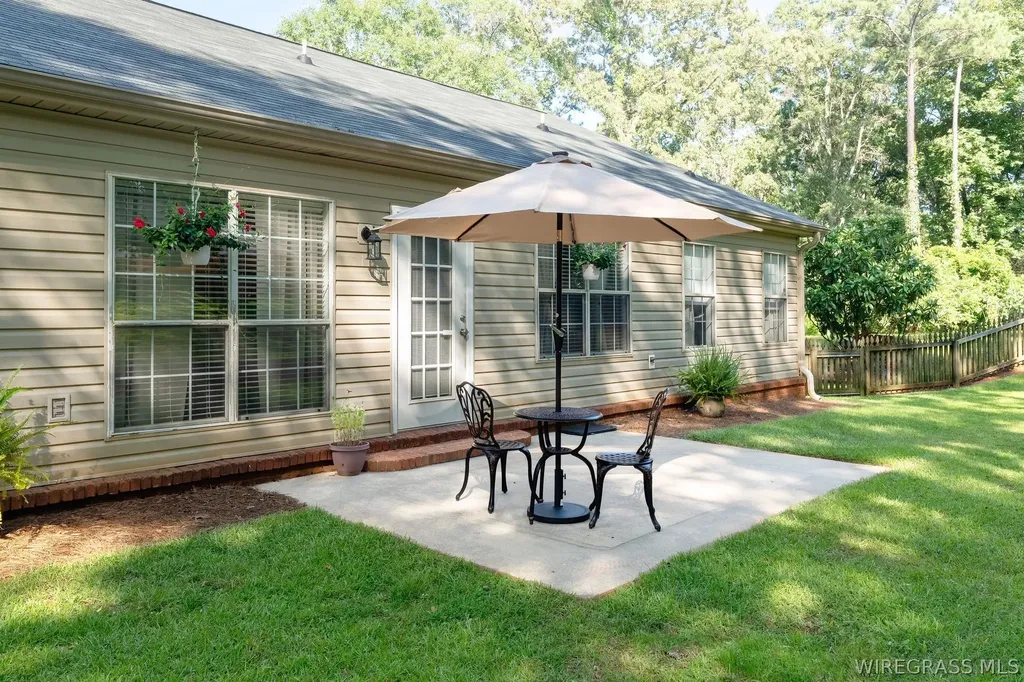122 Sioux Street Enterprise AL 36330