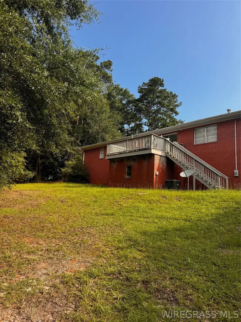 574 Davis Street E Elba AL 36323
