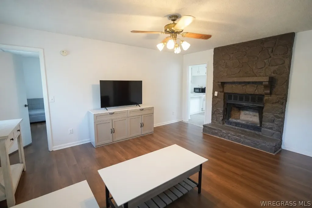 238 Juniper Drive Ozark AL 36360