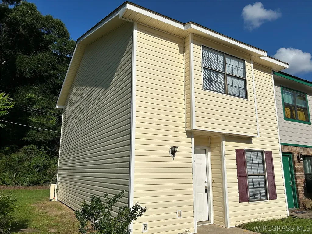 108 Ridgeway Drive Enterprise AL 36330