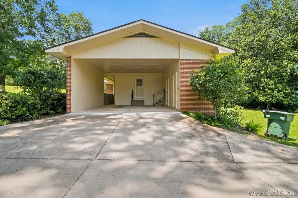1730 N Union Avenue Ozark AL 36360