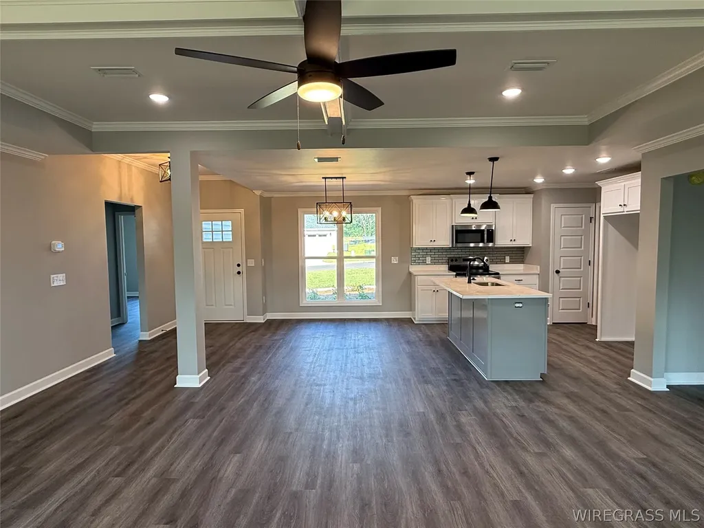 102 Brandi Avenue Enterprise AL 36330