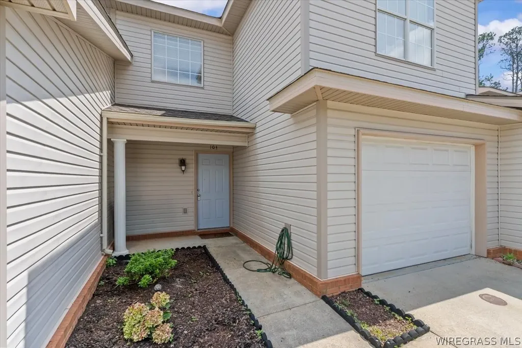 104 Creeke Lane Enterprise AL 36330