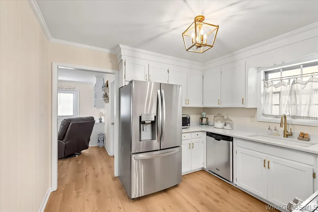 1107 N Trinity Street Geneva AL 36340