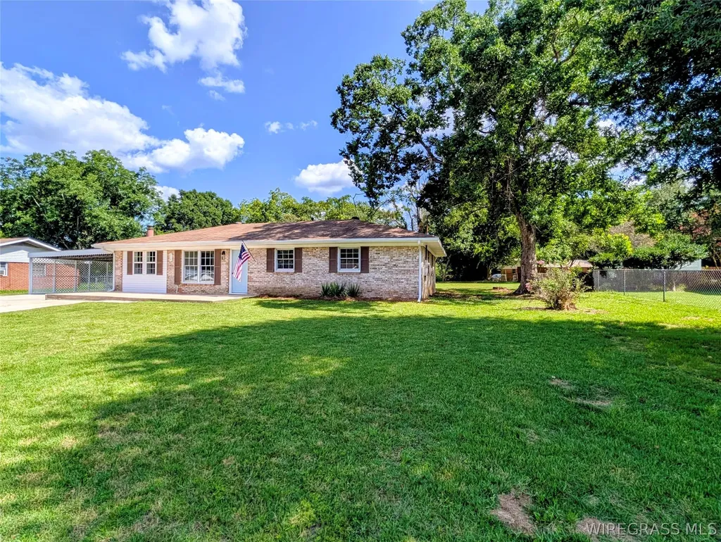 228 Sharon Lane Ozark AL 36360