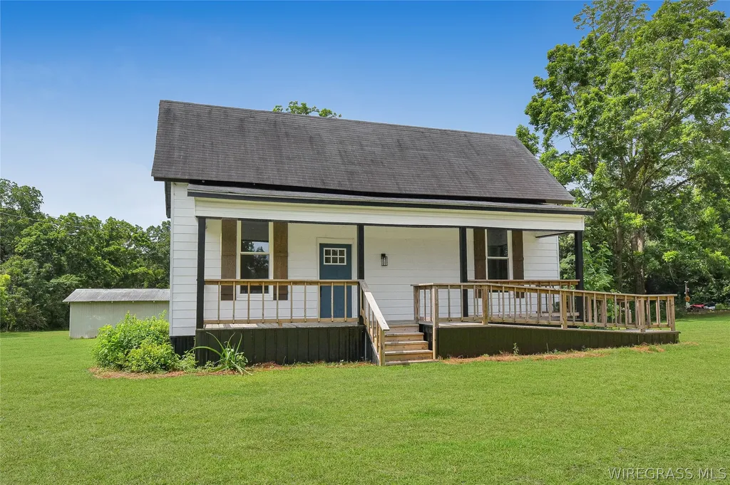 2998 Jordan Avenue Cowarts AL 36321