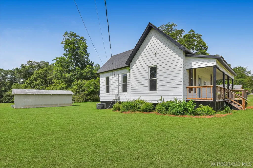 2998 Jordan Avenue Cowarts AL 36321