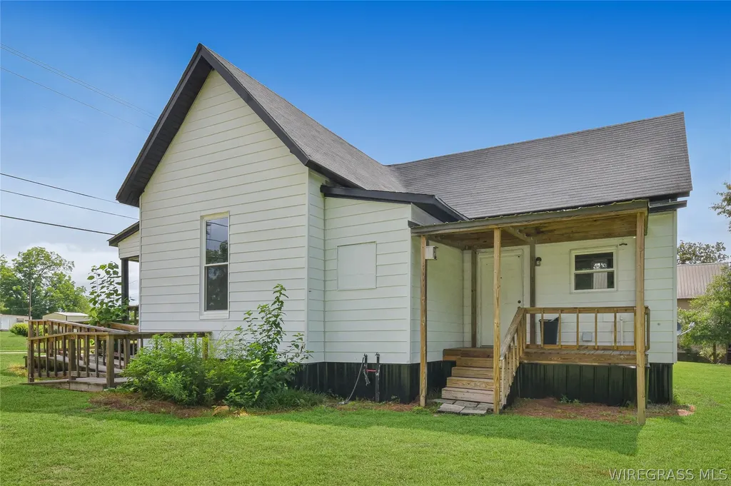 2998 Jordan Avenue Cowarts AL 36321