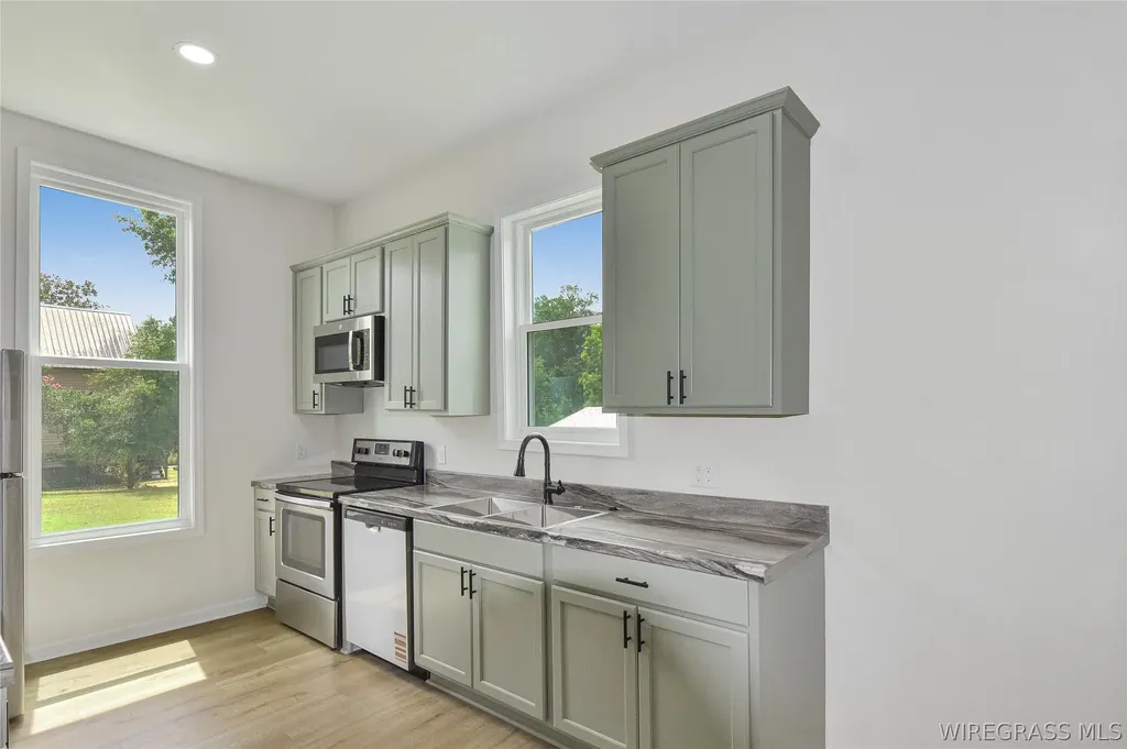 2998 Jordan Avenue Cowarts AL 36321