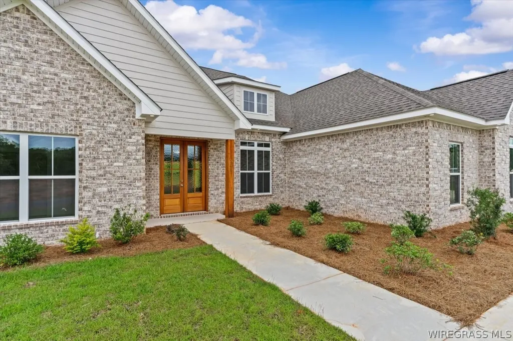 315 Mullholland Drive Enterprise AL 36330