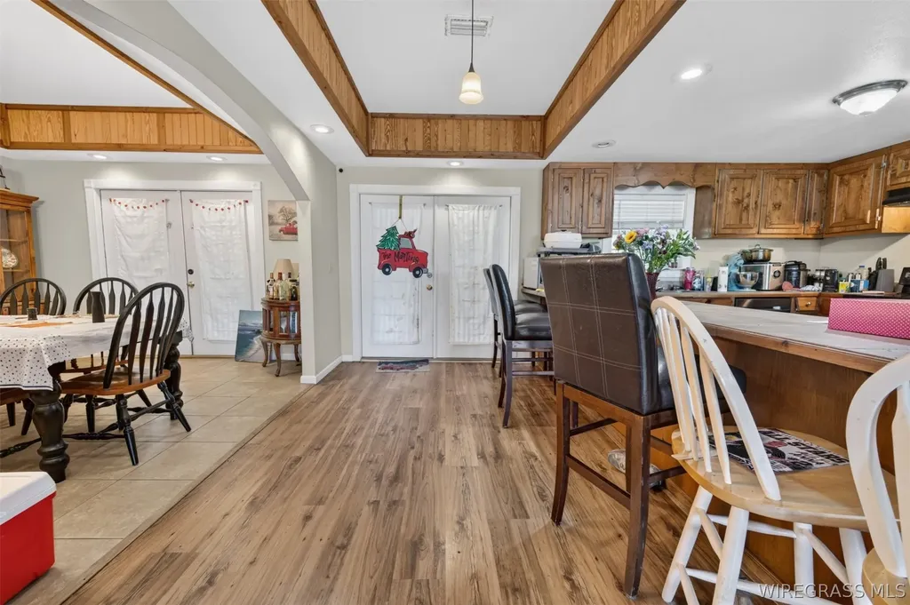 27207 Canoe Road Andalusia AL 36421