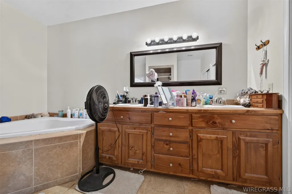 27207 Canoe Road Andalusia AL 36421