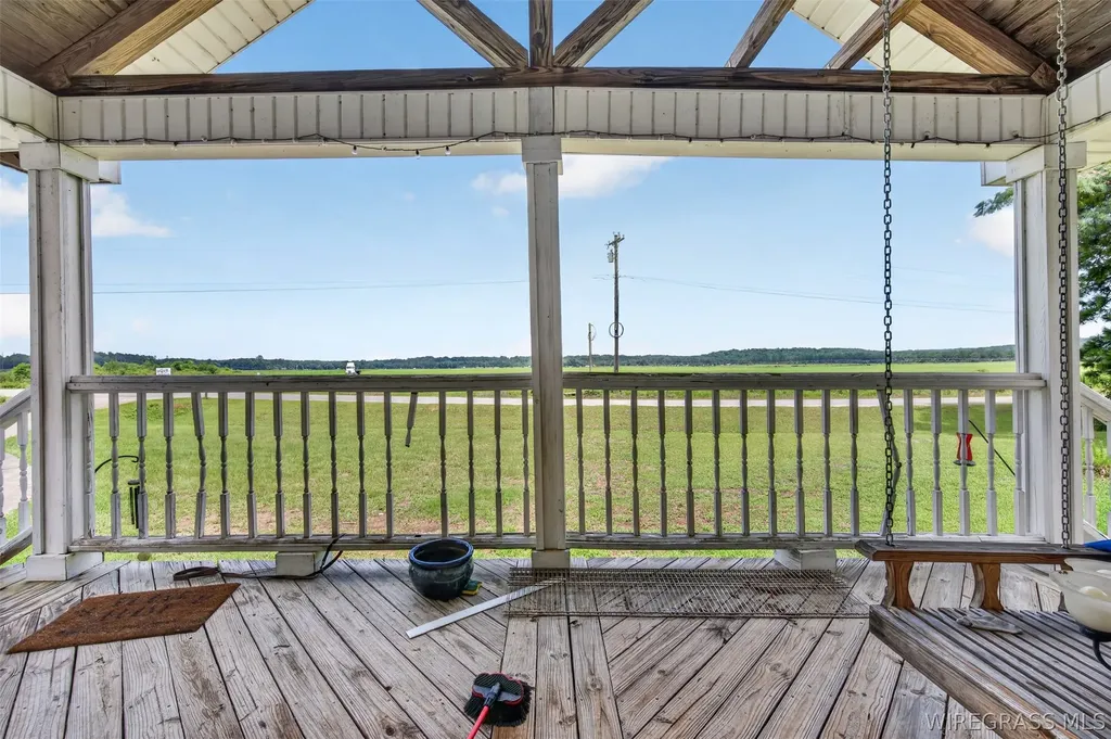 27207 Canoe Road Andalusia AL 36421