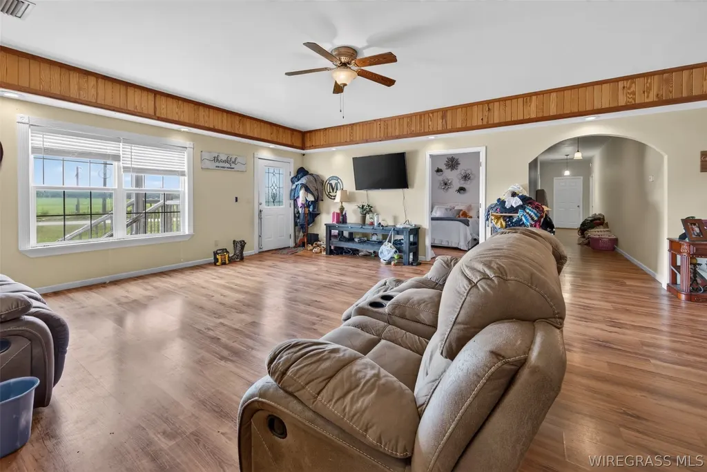 27207 Canoe Road Andalusia AL 36421
