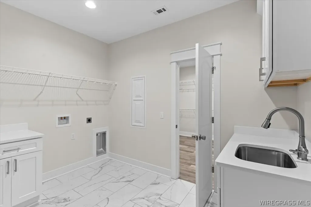 317 Mullholland Drive Enterprise AL 36330