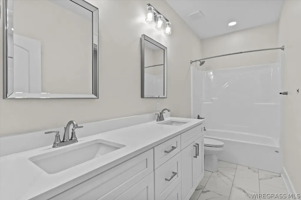317 Mullholland Drive Enterprise AL 36330