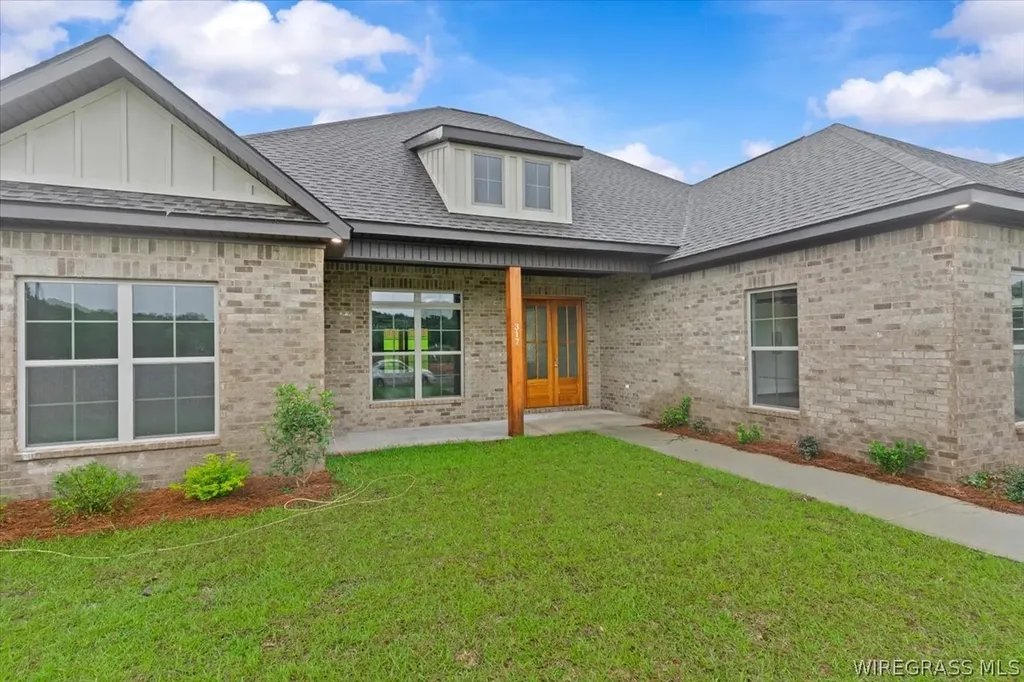 317 Mullholland Drive Enterprise AL 36330