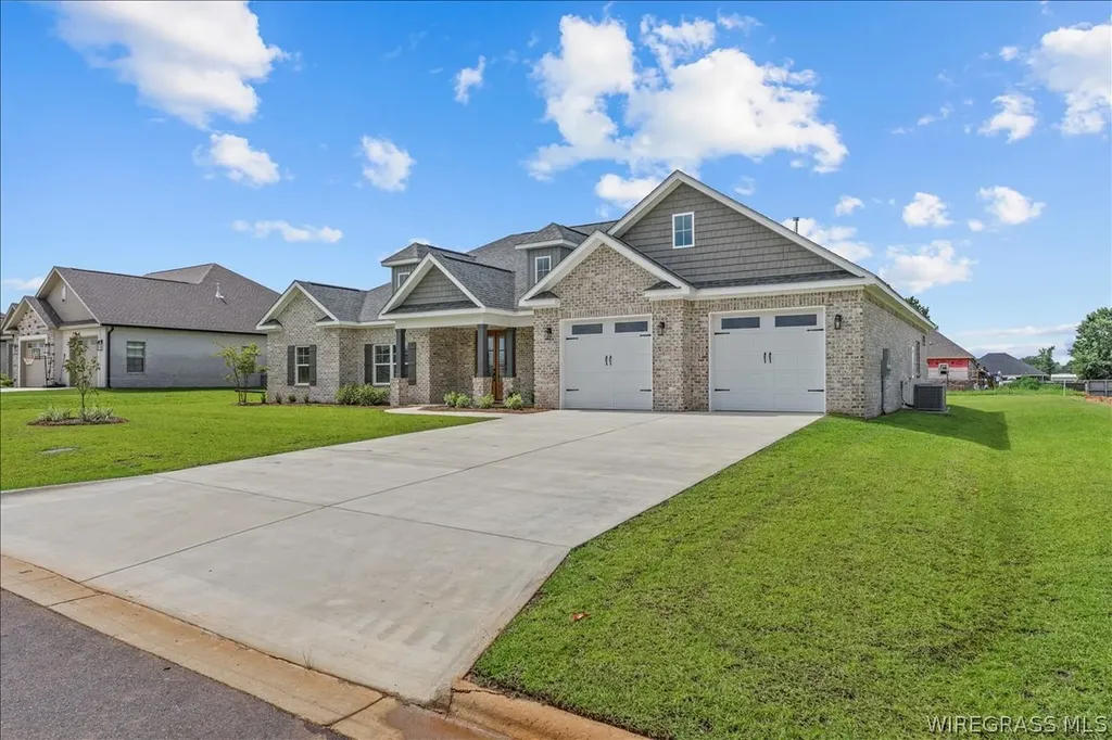 109 Sabel Drive Enterprise AL 36330