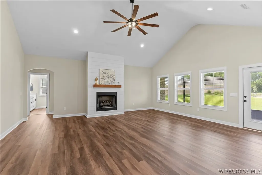 109 Sabel Drive Enterprise AL 36330