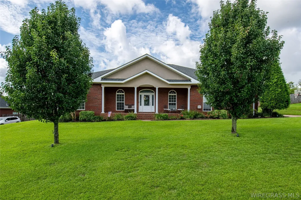 108 Frisco Lane Enterprise AL 36330