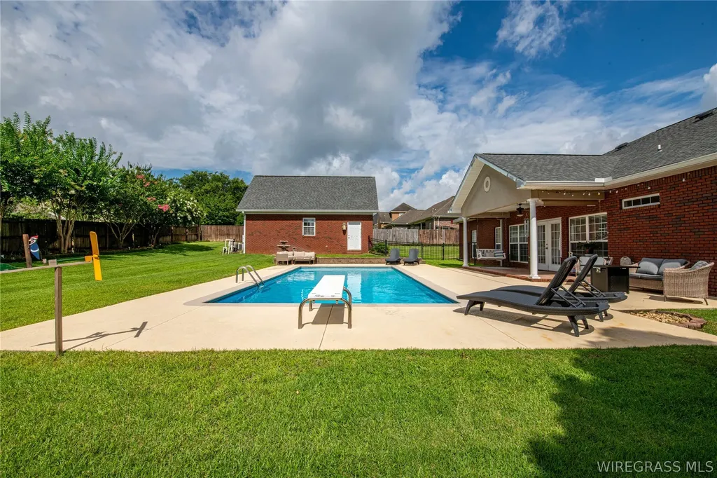 108 Frisco Lane Enterprise AL 36330