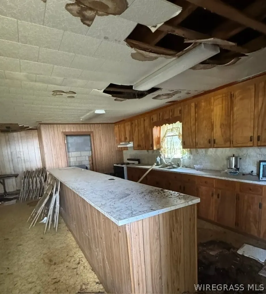 213 N Hathaway Street Black AL 36314