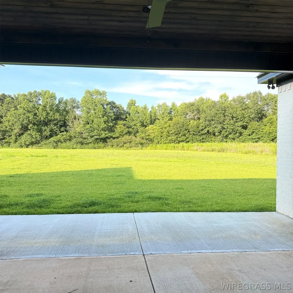 689 S Highway 103 Slocomb AL 36375