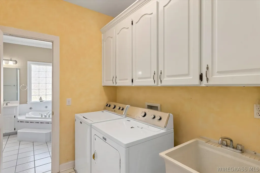 108 Stonegate Road Headland AL 36345