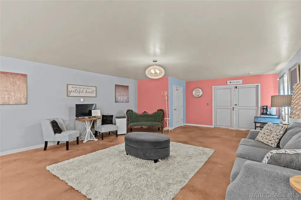 9 County Road 517 Elba AL 36323