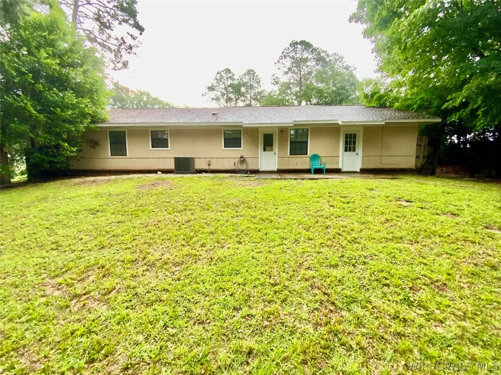 106 Pinecrest Loop Enterprise AL 36330