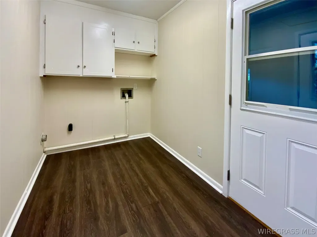 123 W Emerald Drive Enterprise AL 36330