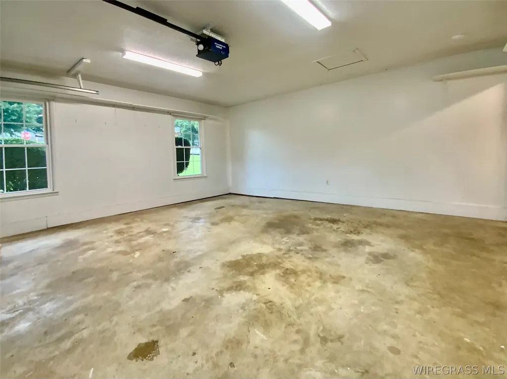 123 W Emerald Drive Enterprise AL 36330