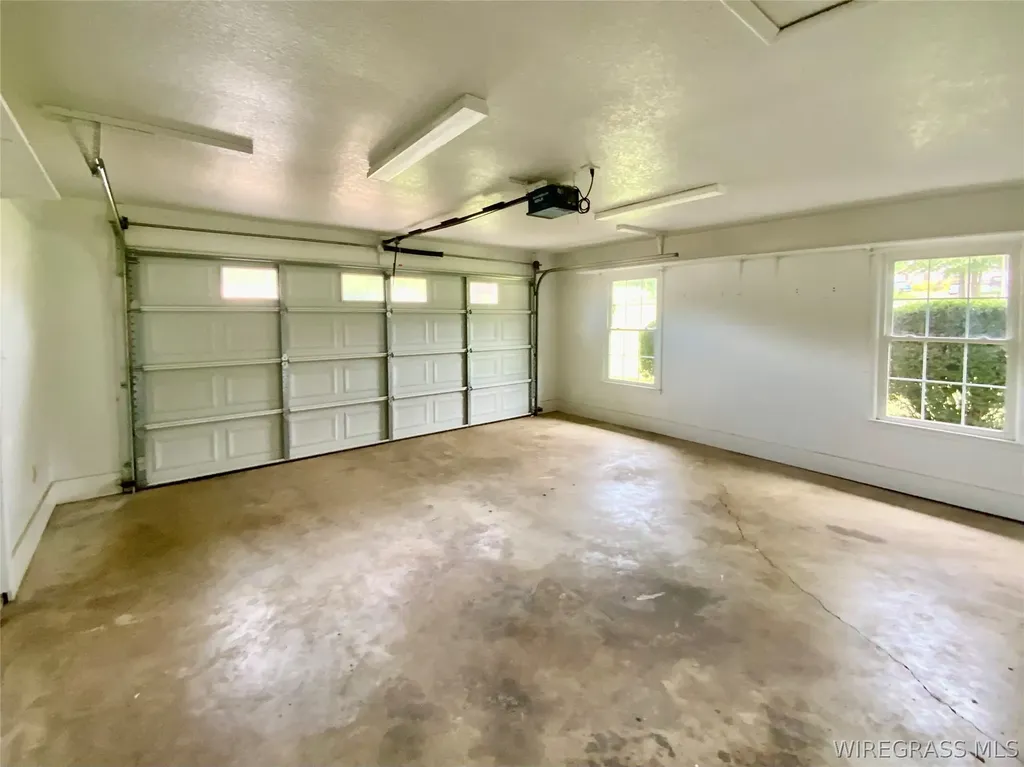 123 W Emerald Drive Enterprise AL 36330