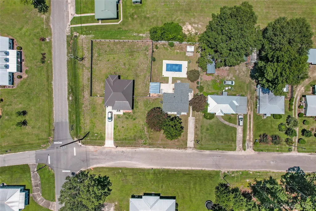 103 Main Street Ashford AL 36312