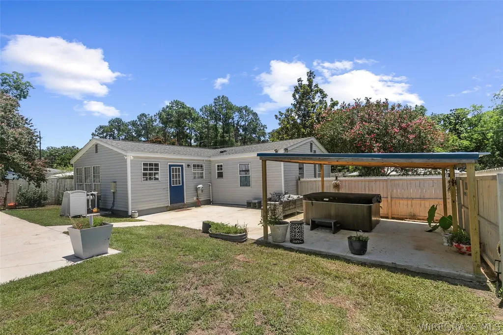 103 Main Street Ashford AL 36312