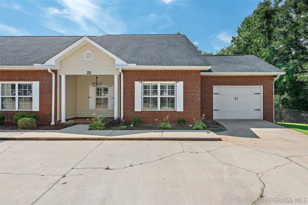 22 Breckenridge Court Enterprise AL 36330