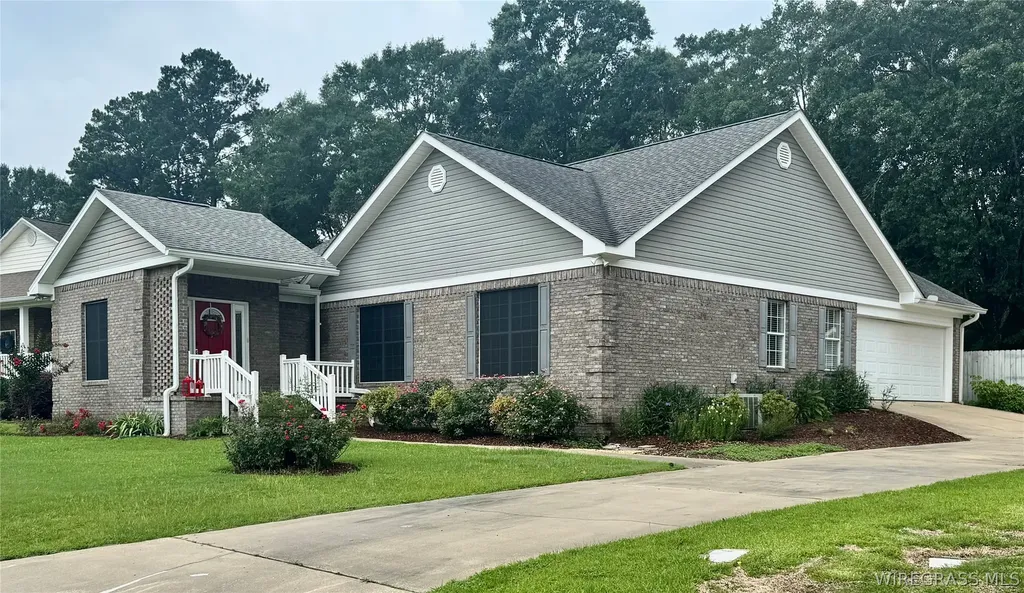 595 Plantation Drive Andalusia AL 36421