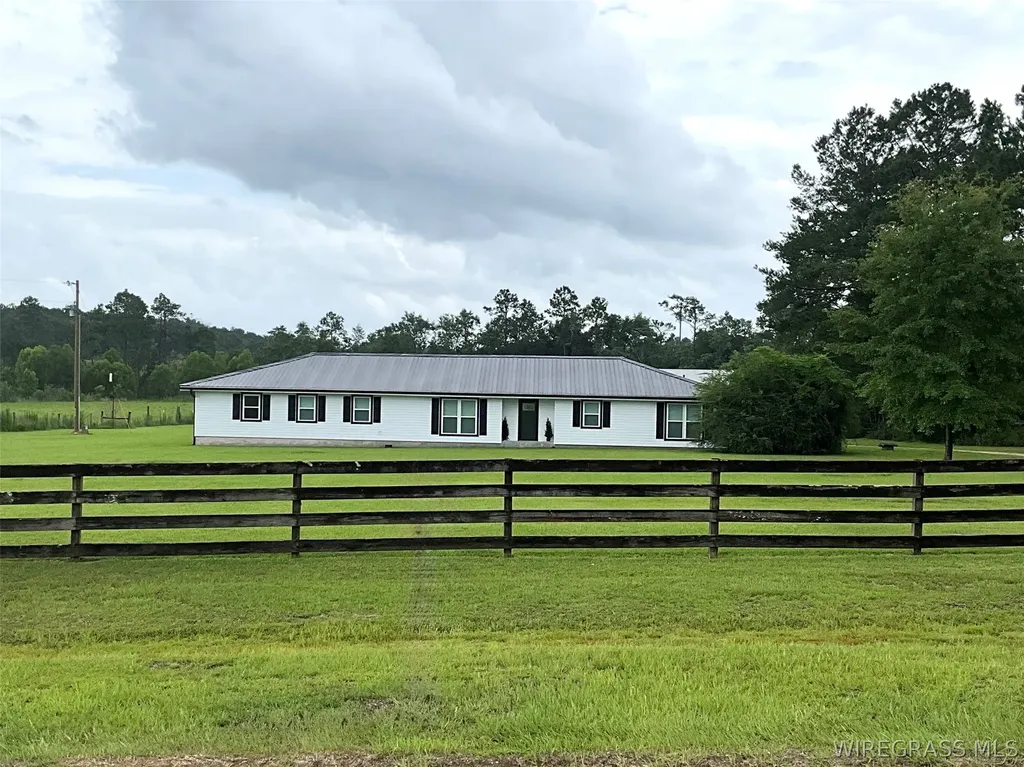 29050 Smyrna Road Florala AL 36442