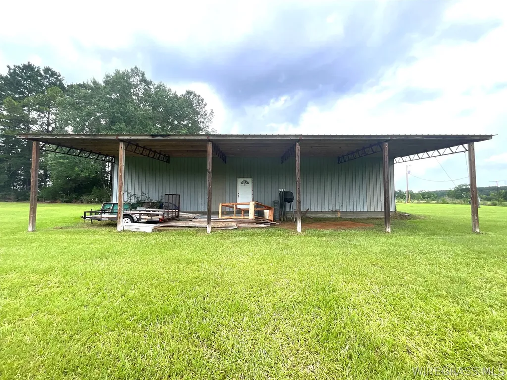 29050 Smyrna Road Florala AL 36442
