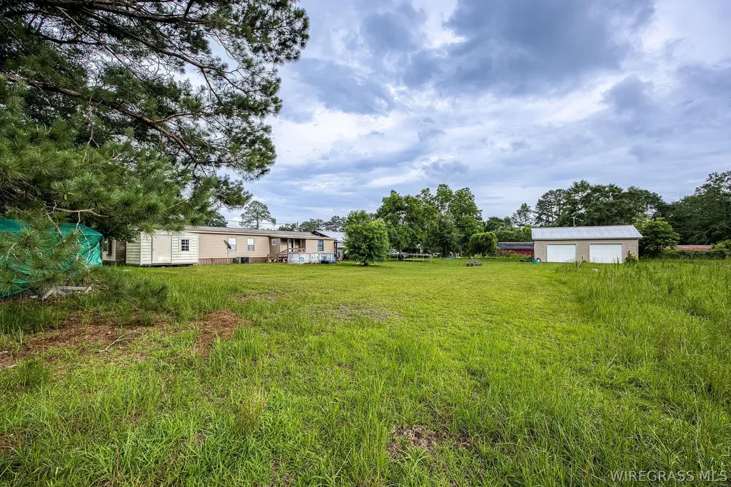 1531 Smith Avenue Elba AL 36323