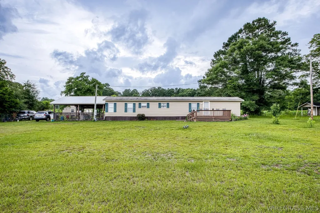 1531 Smith Avenue Elba AL 36323