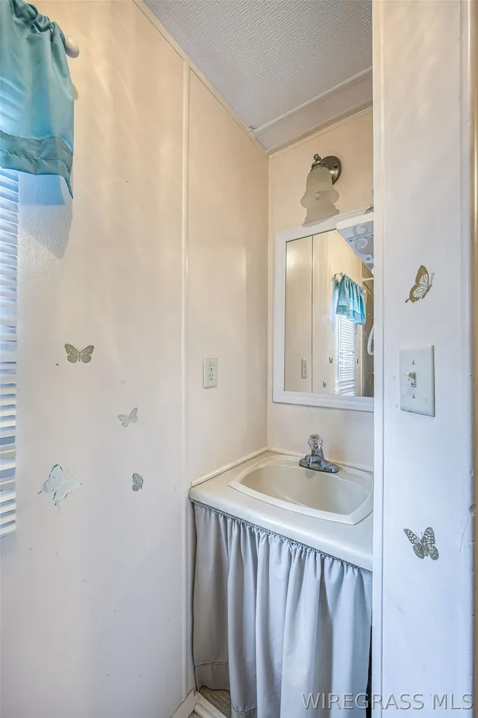 1531 Smith Avenue Elba AL 36323