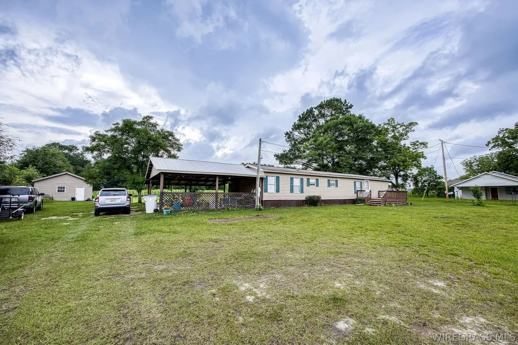 1531 Smith Avenue Elba AL 36323