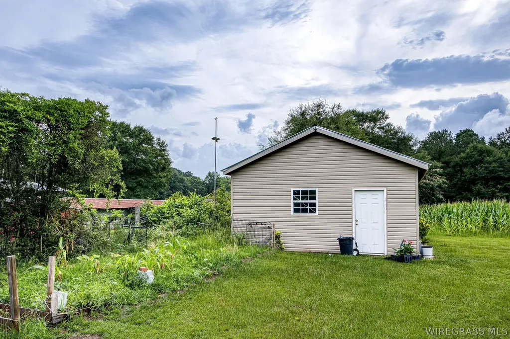 1531 Smith Avenue Elba AL 36323